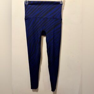 K-DEER blue/ black animal print size small